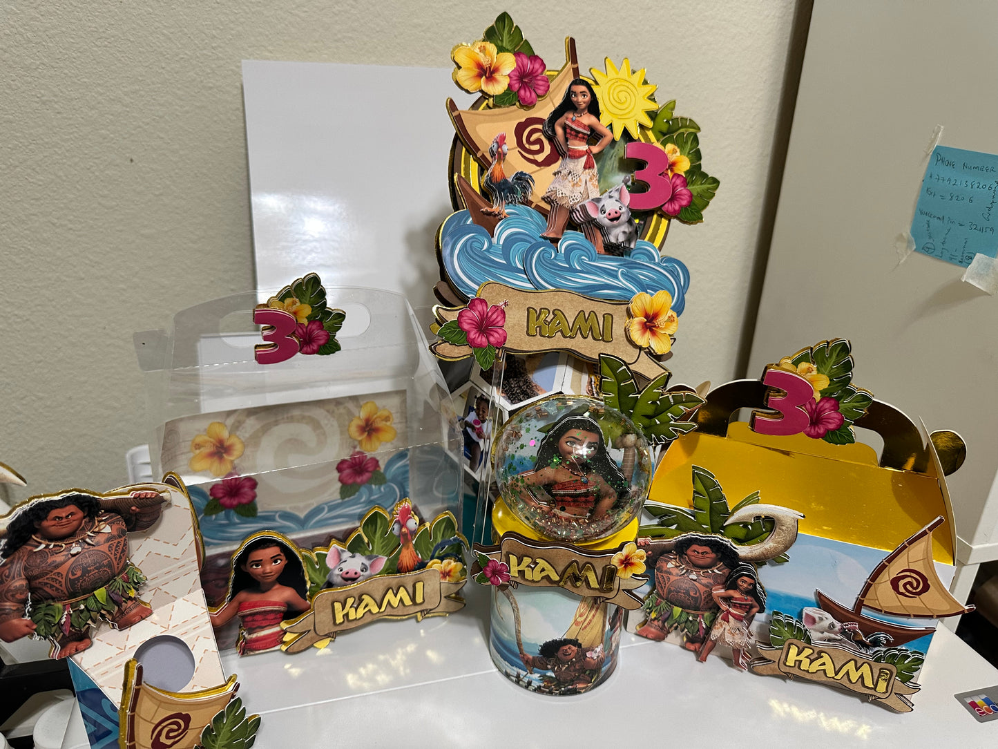 Custom (12) 3D Gable Box, Clear (12) 3D Gable Box, Party Box, Treat Box, personalize in any Theme