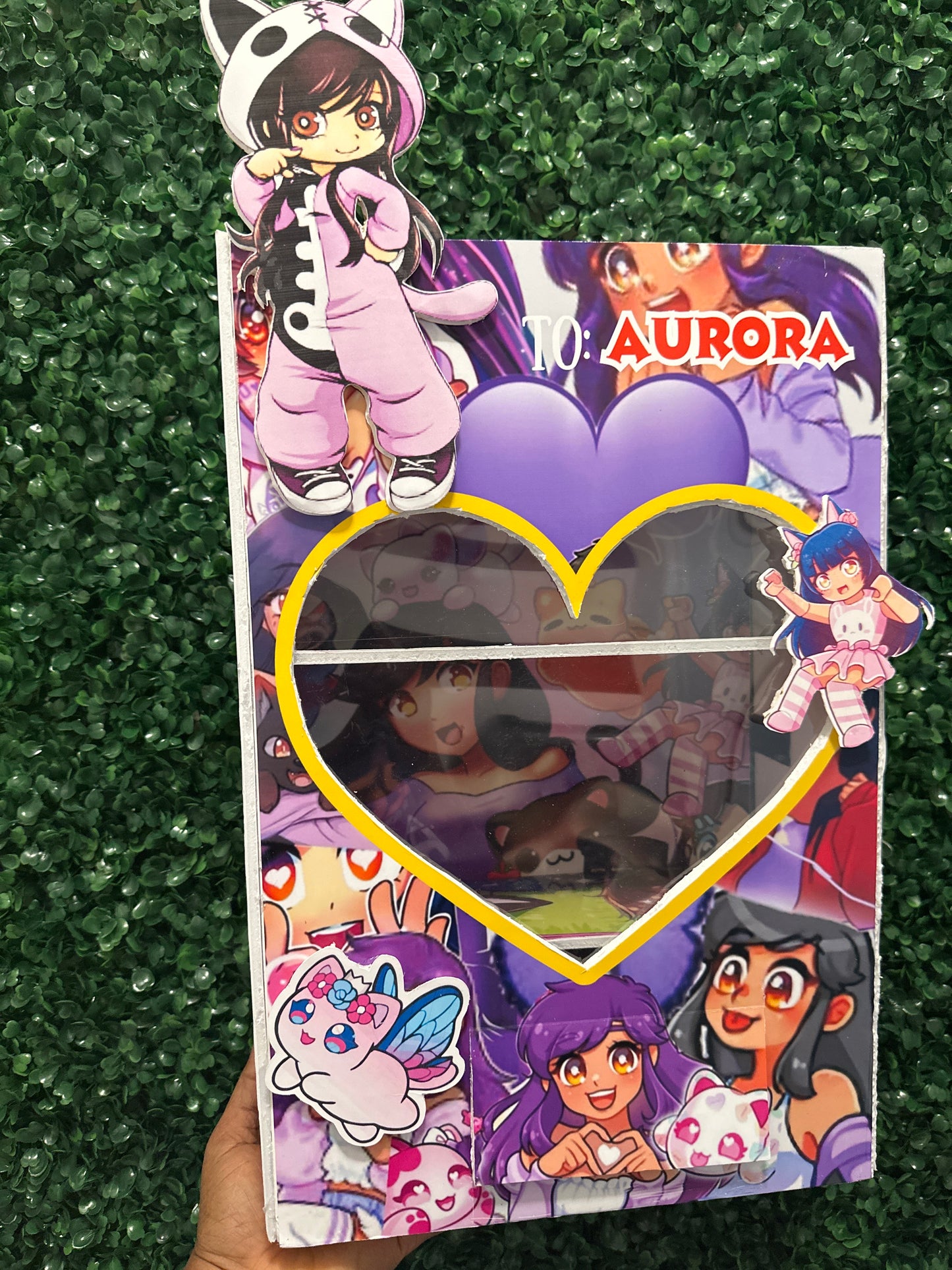 Custom Vending Machine| Aphmau-Inspired Vending Machine| 11x17 Gift Box| Suitable for all occasion