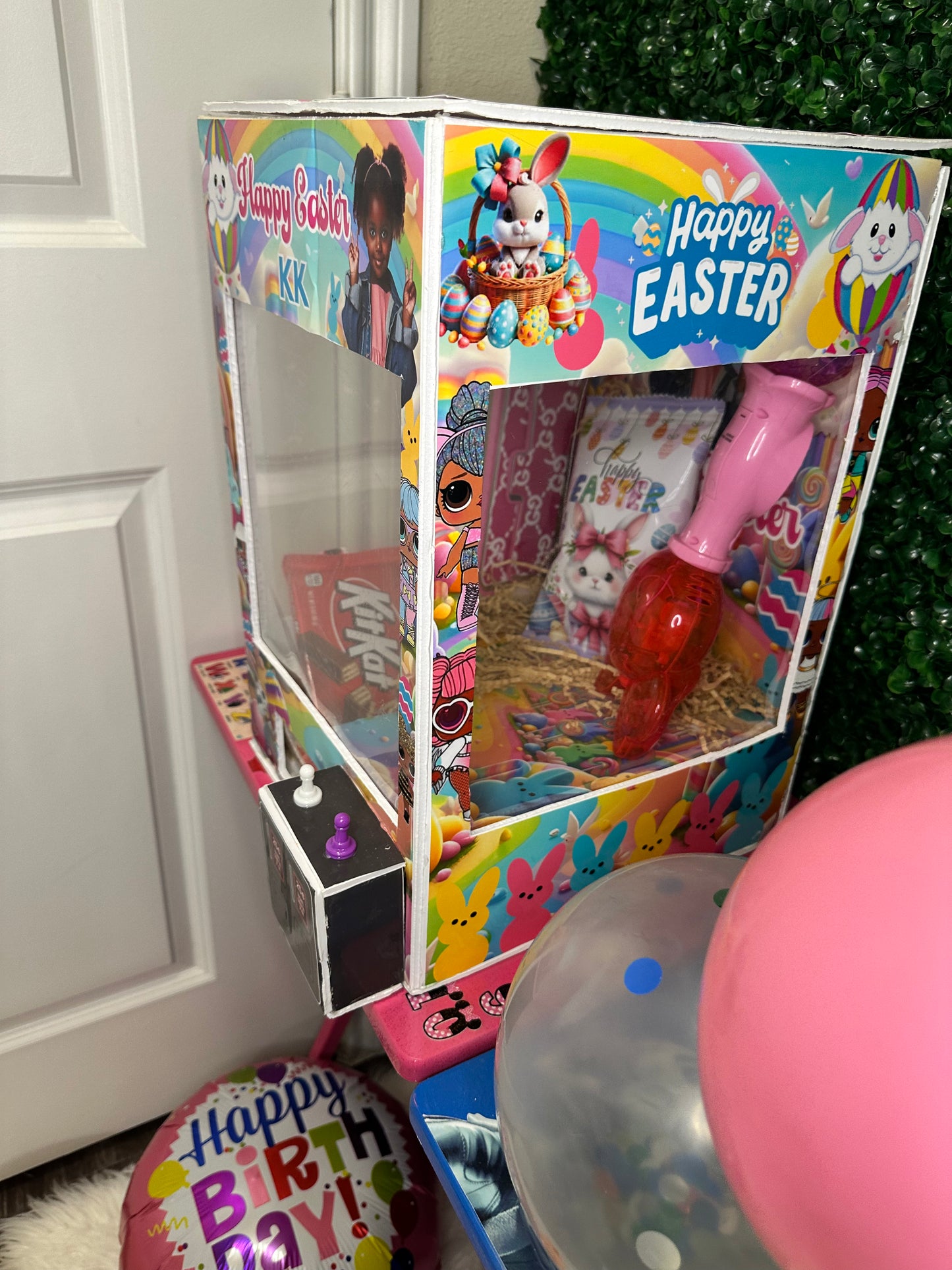 Custom Claw Machine, Easter Claw Machine, Graduation Claw Machine, Birthday Claw Machine, Mother's Day Claw Machine