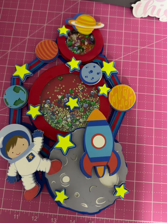 3D Astronaut Cake Topper with Light and Shaker
